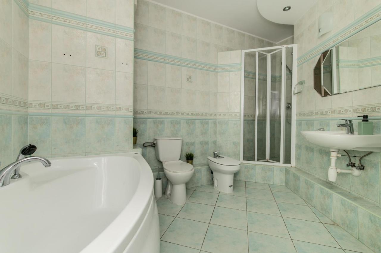 Tjiraso Apartment غدانسك المظهر الخارجي الصورة
